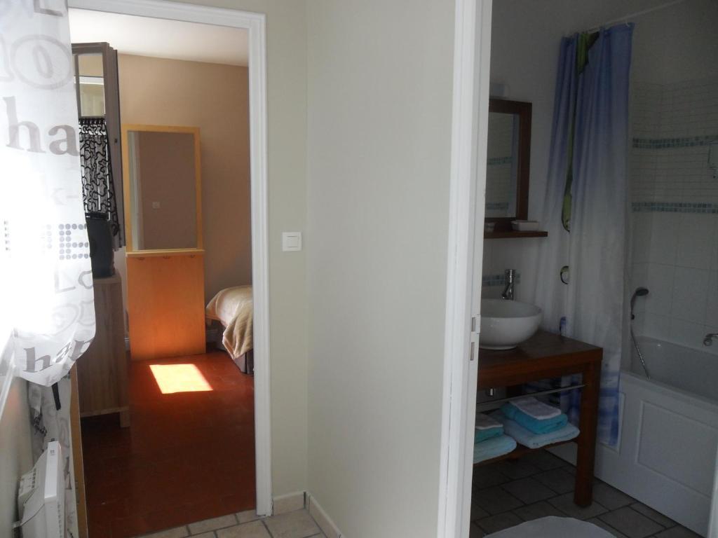 Hotel La Buissonniere Bannay  Quarto foto